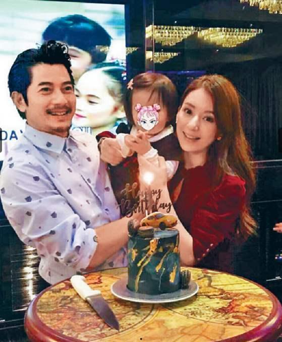 网红吃瓜结婚视频,甜蜜瞬间引网友热议